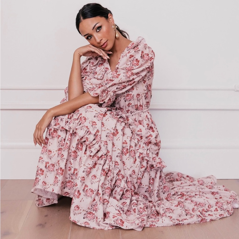 Beautiful flowing dress